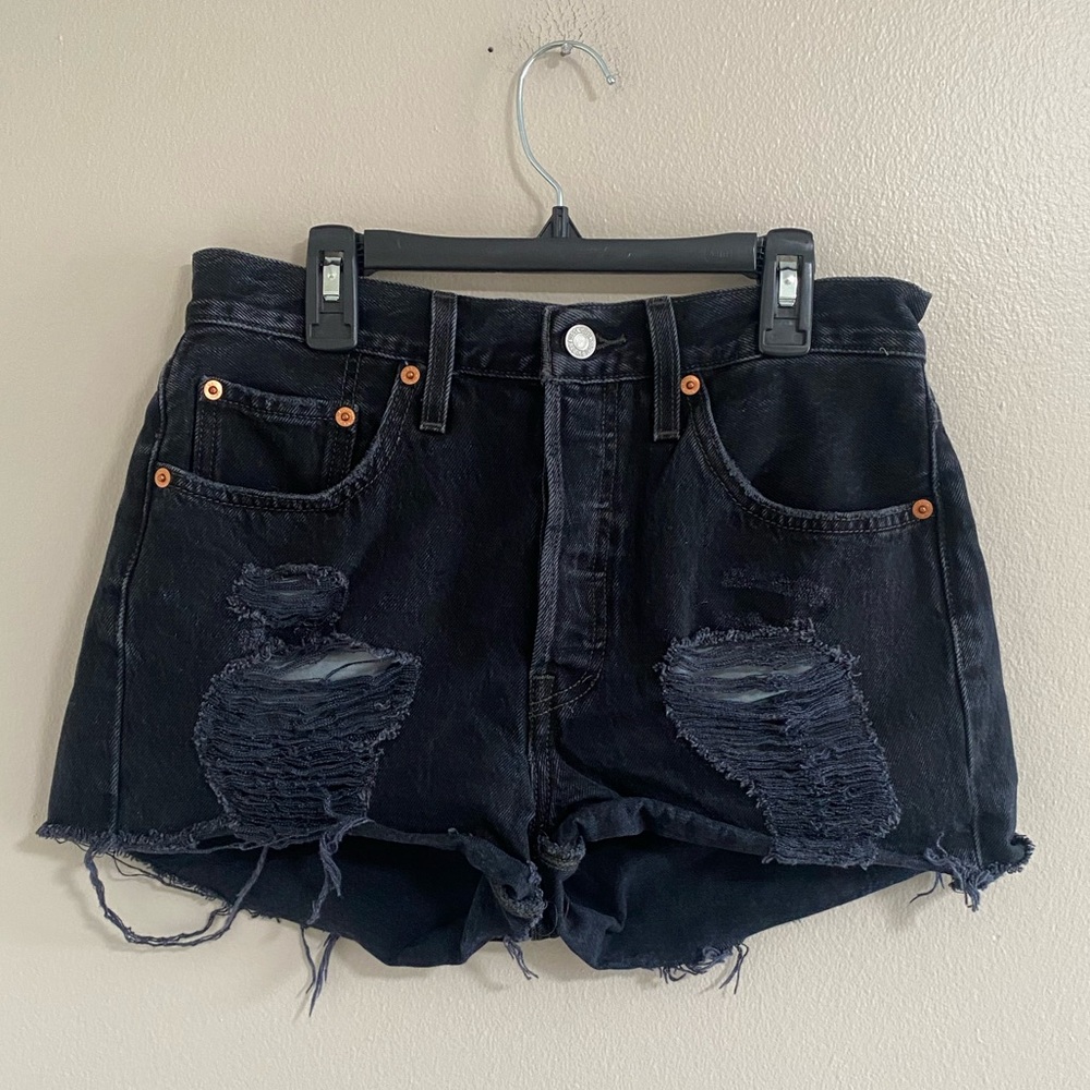 Levi's Dark Denim Distressed Jean Shorts Size 28